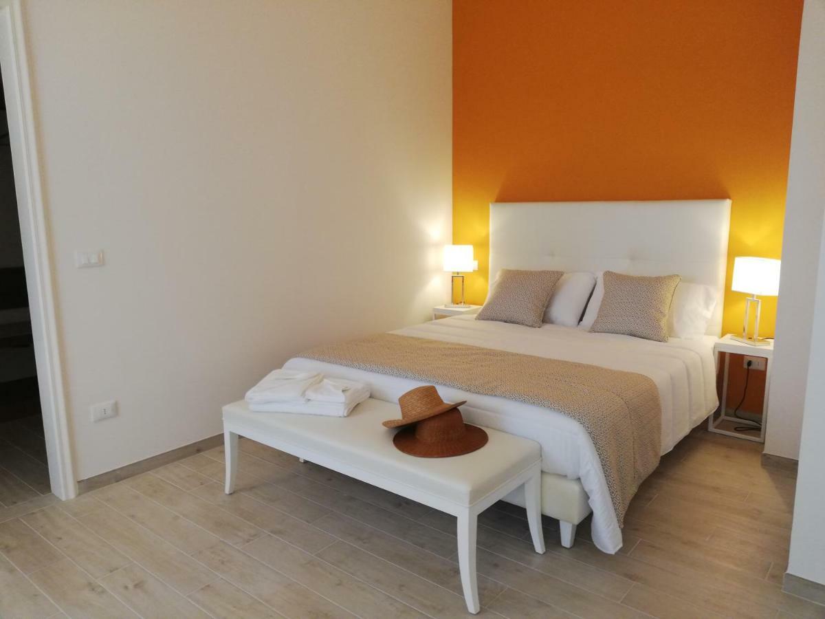 Kaloneiro Guest House Corigliano dʼOtranto Exterior foto